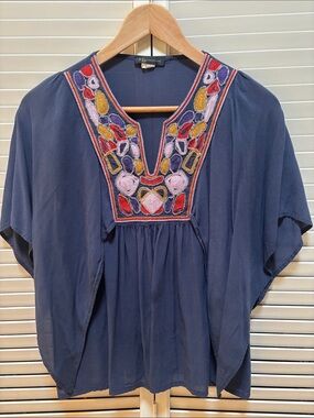 Vintage Kld Signature Navy Embroidered V-Neck Tunic Top